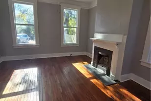 309 E 37th St, Savannah, GA 31401 - Photo 12