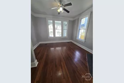 309 E 37th Street, Savannah, GA 31401 - Photo 8