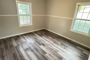 1320 E 53rd St, Savannah, GA 31404 - Photo 6