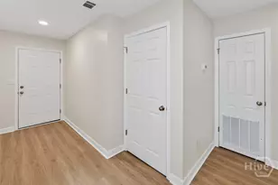 654 E 34th St, Savannah, GA 31401 - Photo 24