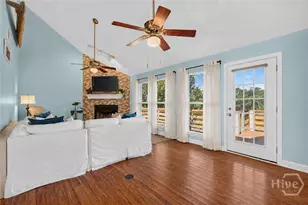 125 S Campbell Ave, Tybee Island, GA 31328 - Photo 6