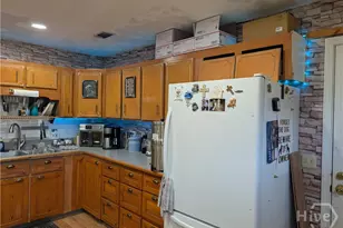 848 Lyndsi Ln, Hinesville, GA 31313 - Photo 6