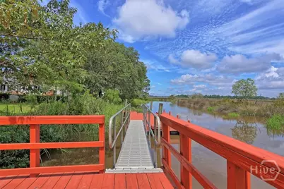 221 Lakeshore Drive, Savannah, GA 31419 - Photo 6
