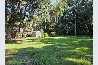 404 E Moore Street, Bloomingdale, GA 31302 - Photo 18