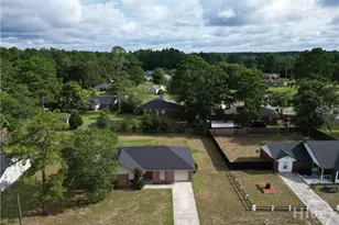 33 W Kenny Dr, Hinesville, GA 31313 - Photo 6