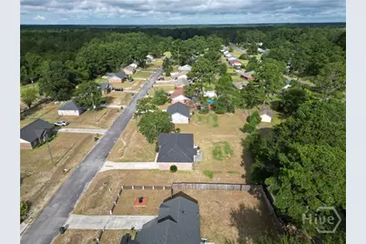 33 W Kenny Drive, Hinesville, GA 31313 - Photo 10