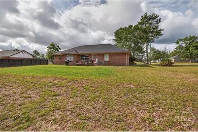 33 W Kenny Drive, Hinesville, GA 31313 - Photo 22
