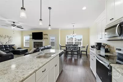 218 Rutledge Drive, Hinesville, GA 31313 - Photo 12