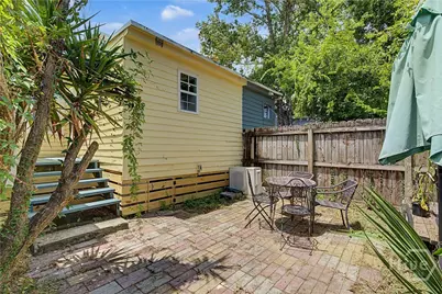 530 E Gordon Lane, Savannah, GA 31401 - Photo 16