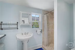 530 E Gordon Ln, Savannah, GA 31401 - Photo 14