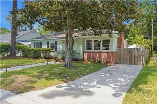 2412 E 40th St, Savannah, GA 31404 - Photo 2