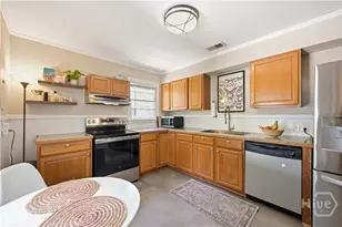 2412 E 40th St, Savannah, GA 31404 - Photo 8