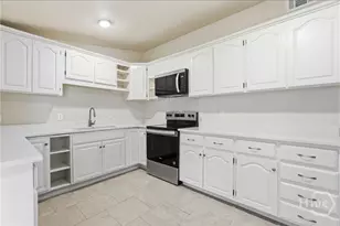 821 Walthour Rd, Savannah, GA 31410 - Photo 16