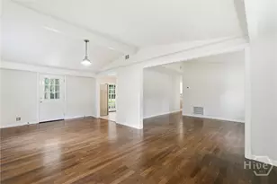 821 Walthour Rd, Savannah, GA 31410 - Photo 12