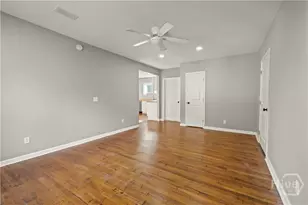 829 E 34th St, Savannah, GA 31401 - Photo 32