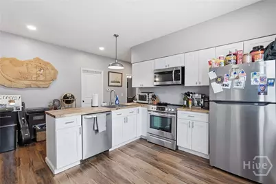 829 E 34th Street, Savannah, GA 31401 - Photo 12
