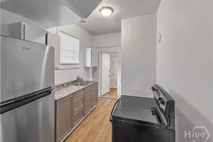 1022 W 46th St, Savannah, GA 31405 - Photo 8