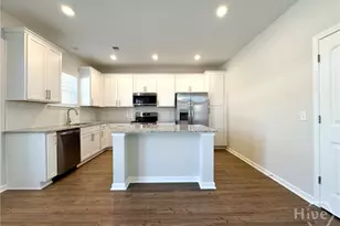 104 Fenway St, Port Wentworth, GA 31407 - Photo 6