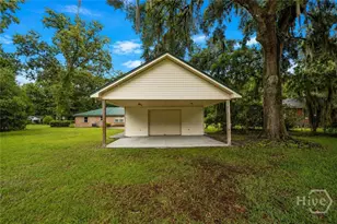 296 Gill Rd, Richmond Hill, GA 31324 - Photo 10