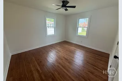 201 Lawton Avenue, Savannah, GA 31404 - Photo 18
