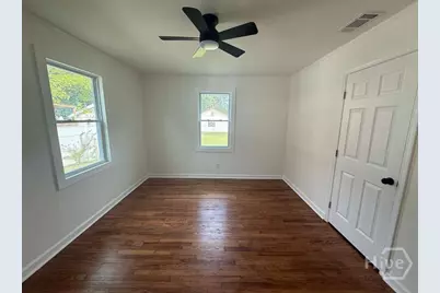 201 Lawton Avenue, Savannah, GA 31404 - Photo 16