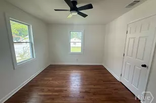 201 Lawton Ave, Savannah, GA 31404 - Photo 16