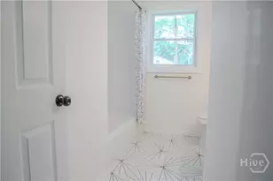 201 Lawton Ave, Savannah, GA 31404 - Photo 24