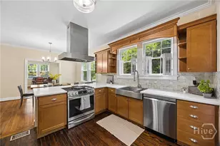 1204 E 52nd St, Savannah, GA 31404 - Photo 14