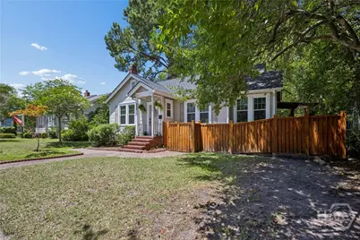 1204 E 52nd Street, Savannah, GA 31404 - Photo 2