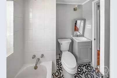 413 E 36th Street #B, Savannah, GA 31401 - Photo 10