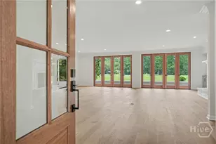 6 Hardwicke Ln, Savannah, GA 31411 - Photo 4