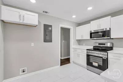 928 W 38th Street, Savannah, GA 31415 - Photo 4