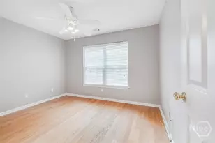 122 River Pointe Dr, Savannah, GA 31410 - Photo 8