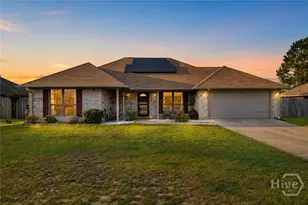 2140 Walberg Dr, Hinesville, GA 31313 - Photo 2