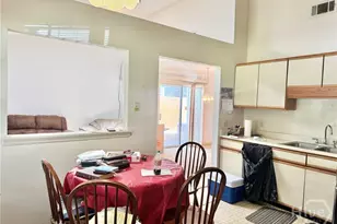 32 N Berwick Dr, Savannah, GA 31406 - Photo 14