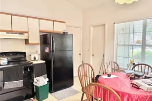 32 N Berwick Dr, Savannah, GA 31406 - Photo 16