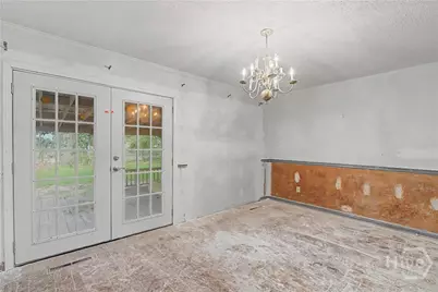307 Glynn Street, Jesup, GA 31545 - Photo 10