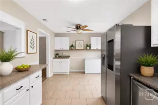 802 Walthour Rd, Savannah, GA 31410 - Photo 14
