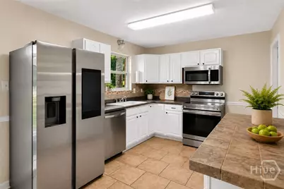 802 Walthour Road, Savannah, GA 31410 - Photo 12