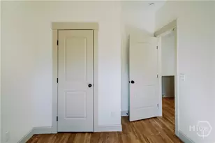 807 E 33rd, Savannah, GA 31401 - Photo 18