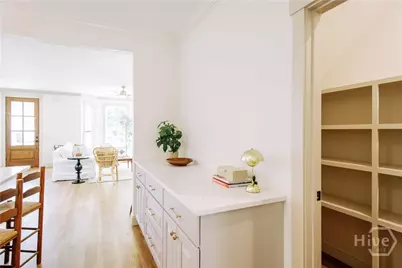 807 E 33rd, Savannah, GA 31401 - Photo 14