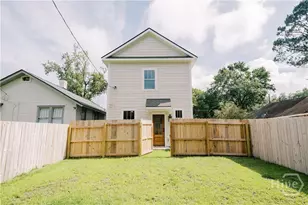 807 E 33rd, Savannah, GA 31401 - Photo 36