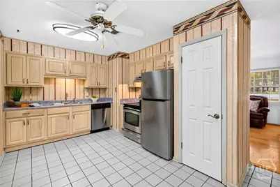 615 Walthour Road, Savannah, GA 31410 - Photo 10