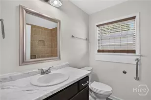 207 Bull St, Glennville, GA 30427 - Photo 20