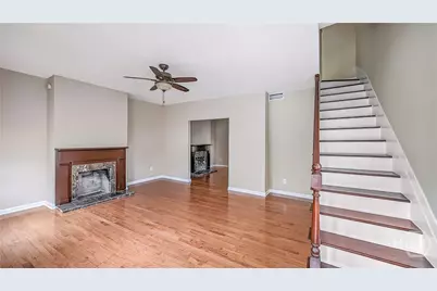 615 Price Street, Savannah, GA 31401 - Photo 2