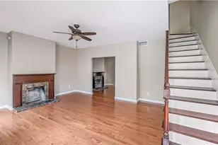 615 Price St, Savannah, GA 31401 - Photo 2