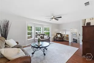105 Montford Ct, Savannah, GA 31410 - Photo 10