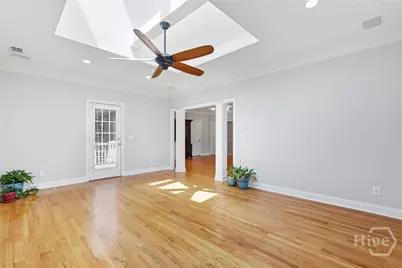 2411 Salcedo Avenue, Savannah, GA 31406 - Photo 16