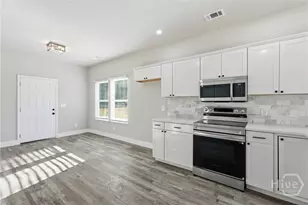 150 Darling St, Savannah, GA 31408 - Photo 14