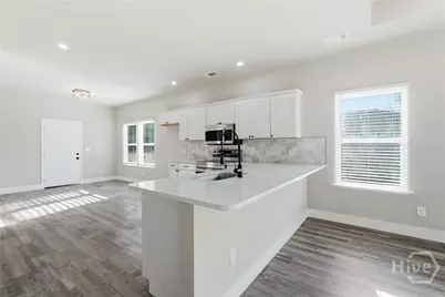 150 Darling Street, Savannah, GA 31408 - Photo 12